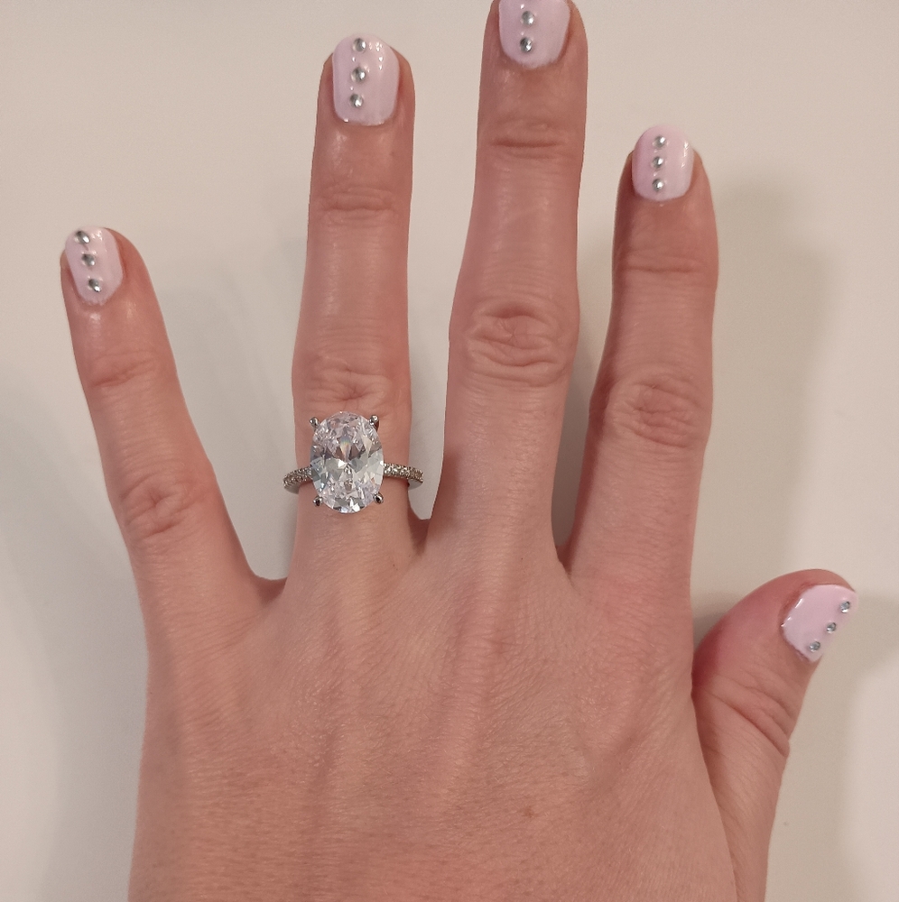 New 2 Carat Moissanite Engagement Ring/ For Every day Ring/ Best Gift - Picture 3 of 13